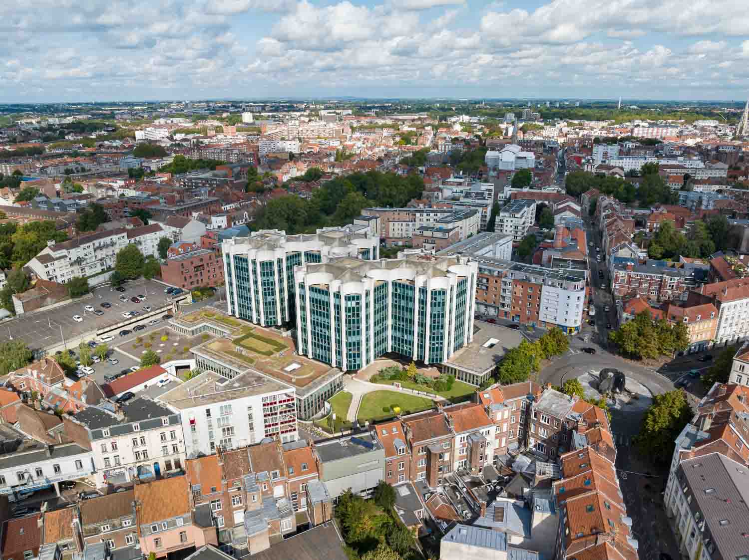 Prise de vue aérienne par drone patrimoine immobilier pour entreprise à Lille