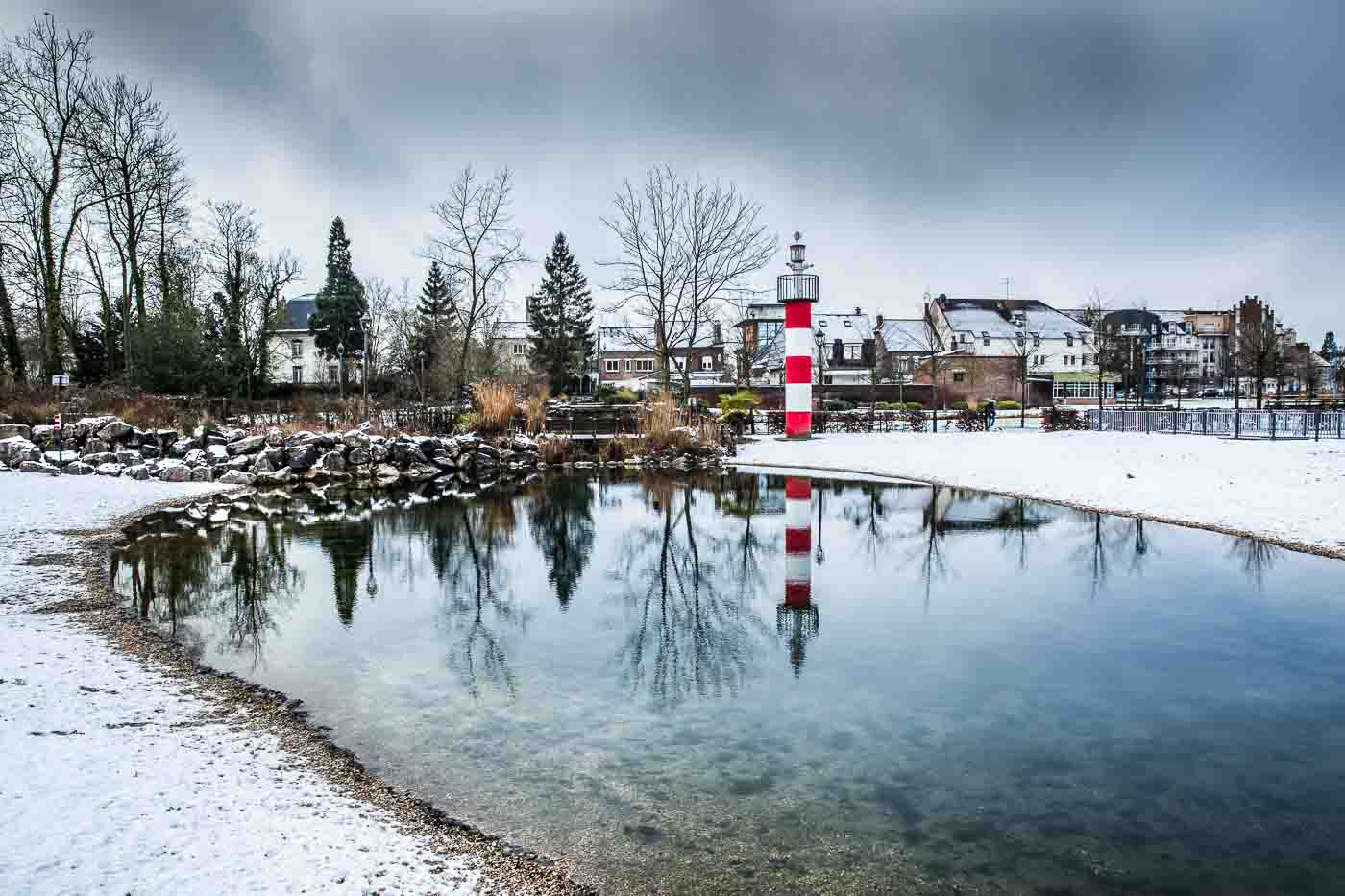 parc-de-la-brayelle-en-hiver-sous-la-neige-a-saint-laurent-blangy