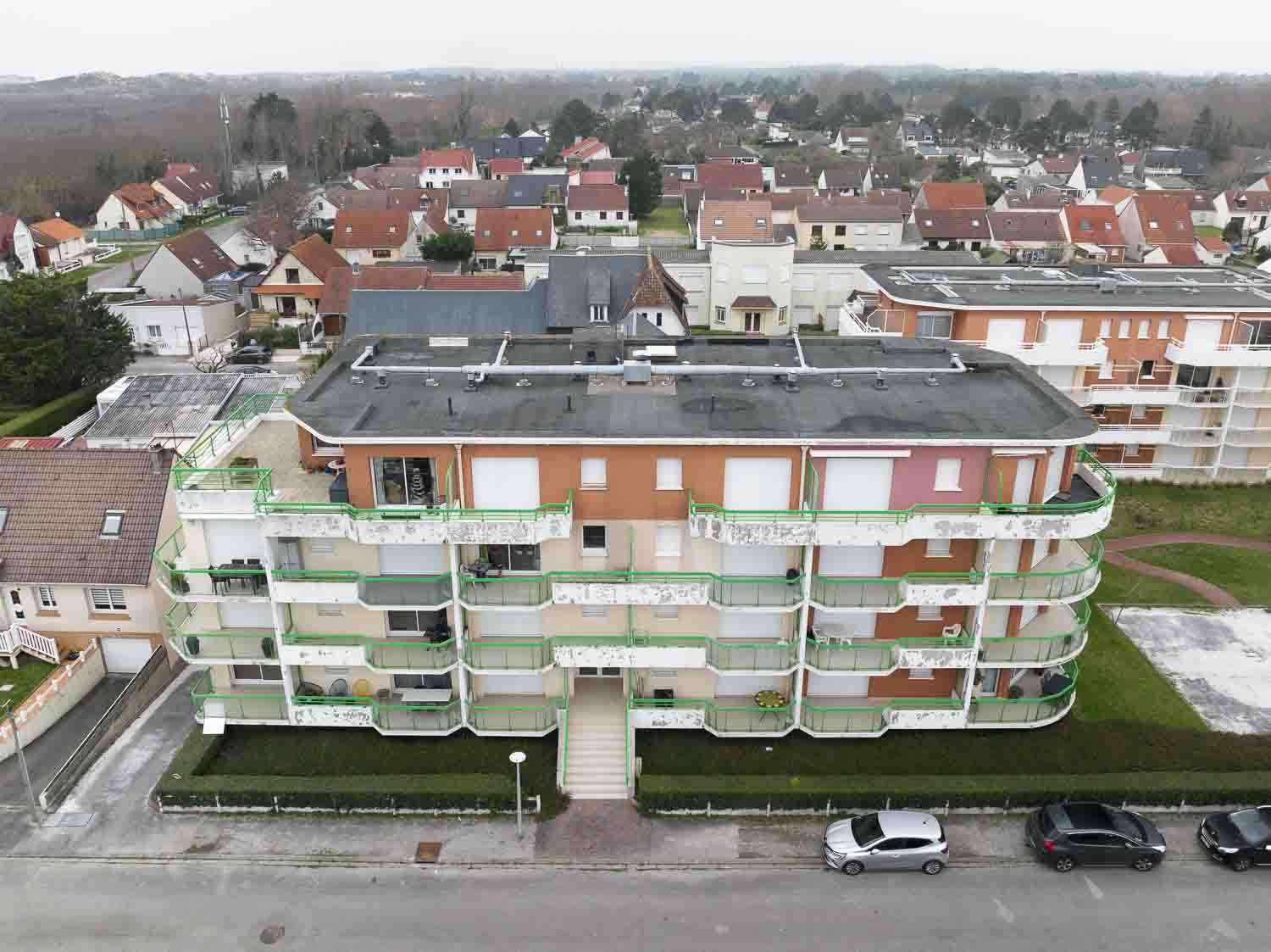 suivi-chantier-renovation-de-facades-par-drone-a-merlimont-pres-de-montreuil-sur-mer